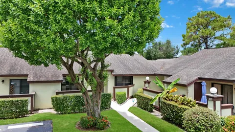 $225,000 | 248 Brandywine Court, Royal Palm Beach, FL 33411