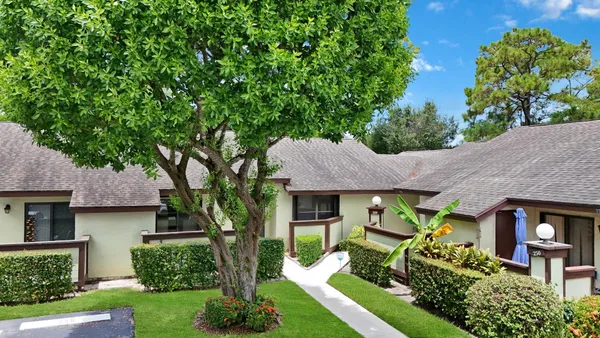 $219,000 | 248 Brandywine Court, Royal Palm Beach, FL 33411
