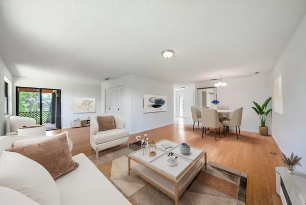 $219,000 | 248 Brandywine Court, Royal Palm Beach, FL 33411