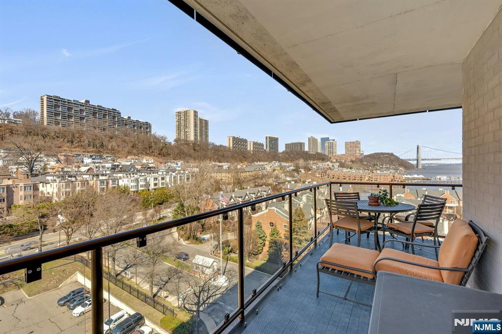 1203 River Road, Unit 8B Edgewater, NJ 07020 - Photo 28 of 40