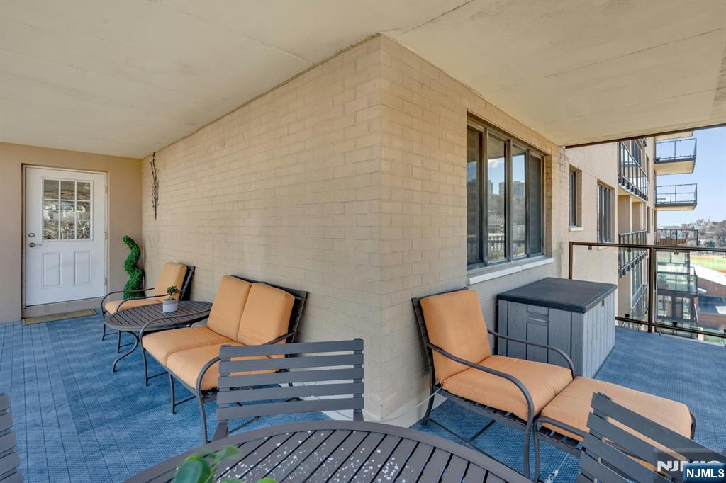 1203 River Road, Unit 8B Edgewater, NJ 07020 - Photo 29 of 40