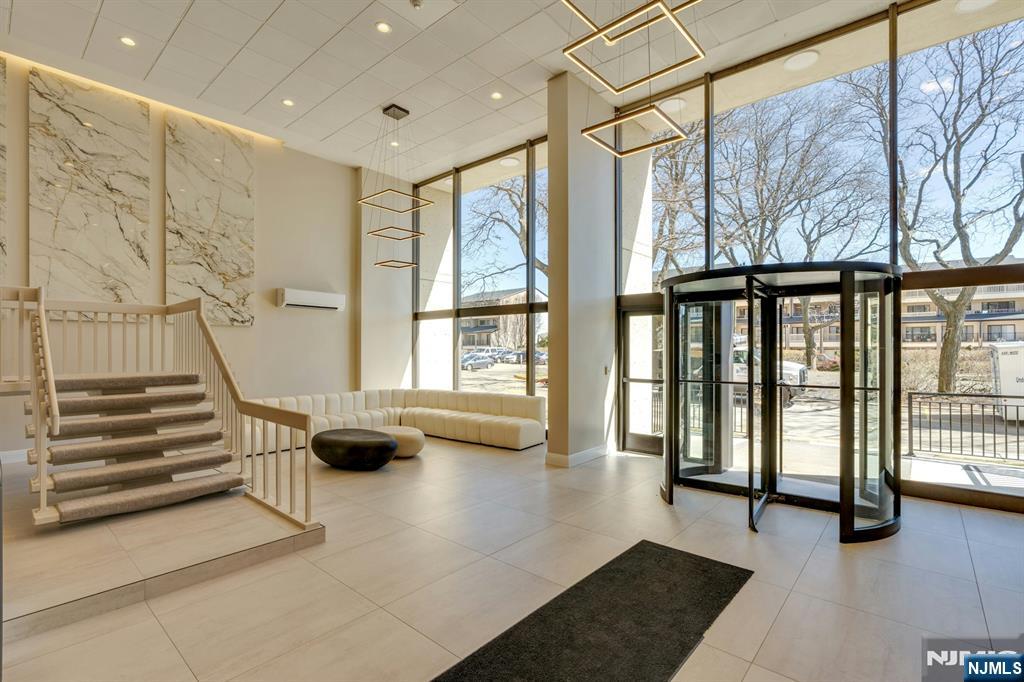 1203 River Road, Unit 8B Edgewater, NJ 07020 - Photo 31 of 40