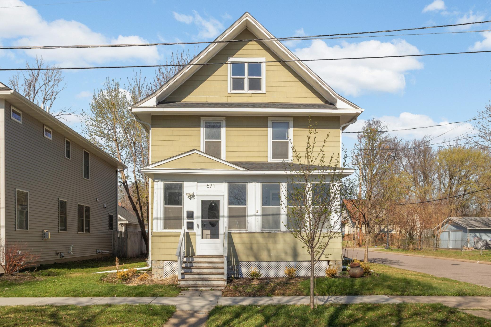671 South Canton Street St. Paul, MN 55102 - Photo 1 of 26
