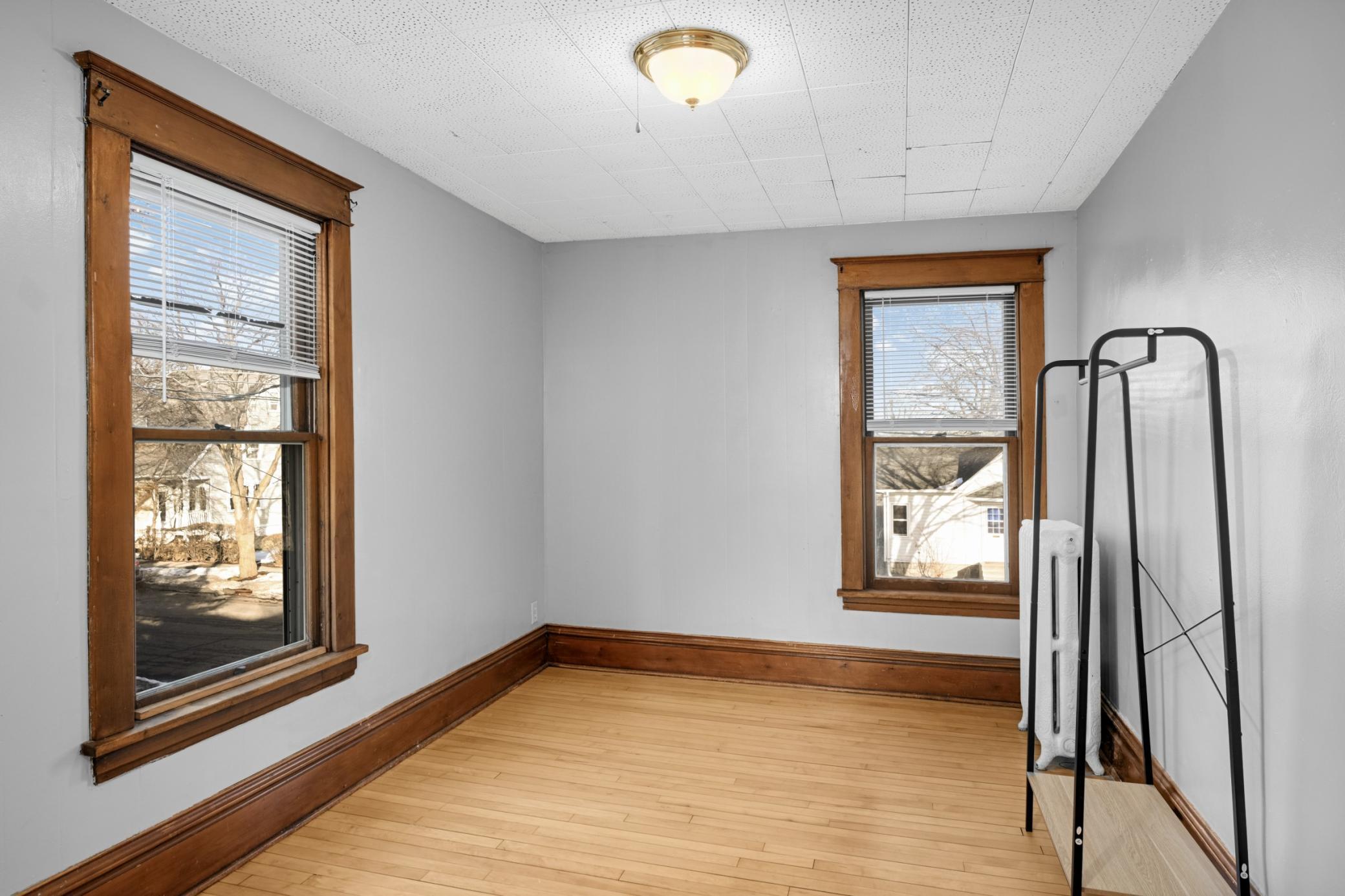 671 South Canton Street St. Paul, MN 55102 - Photo 5 of 26