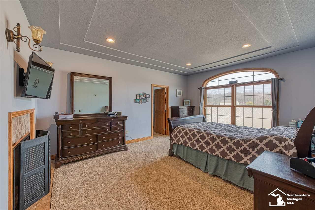 12240 Oelke Road Maybee, MI 48159 - Photo 14 of 47