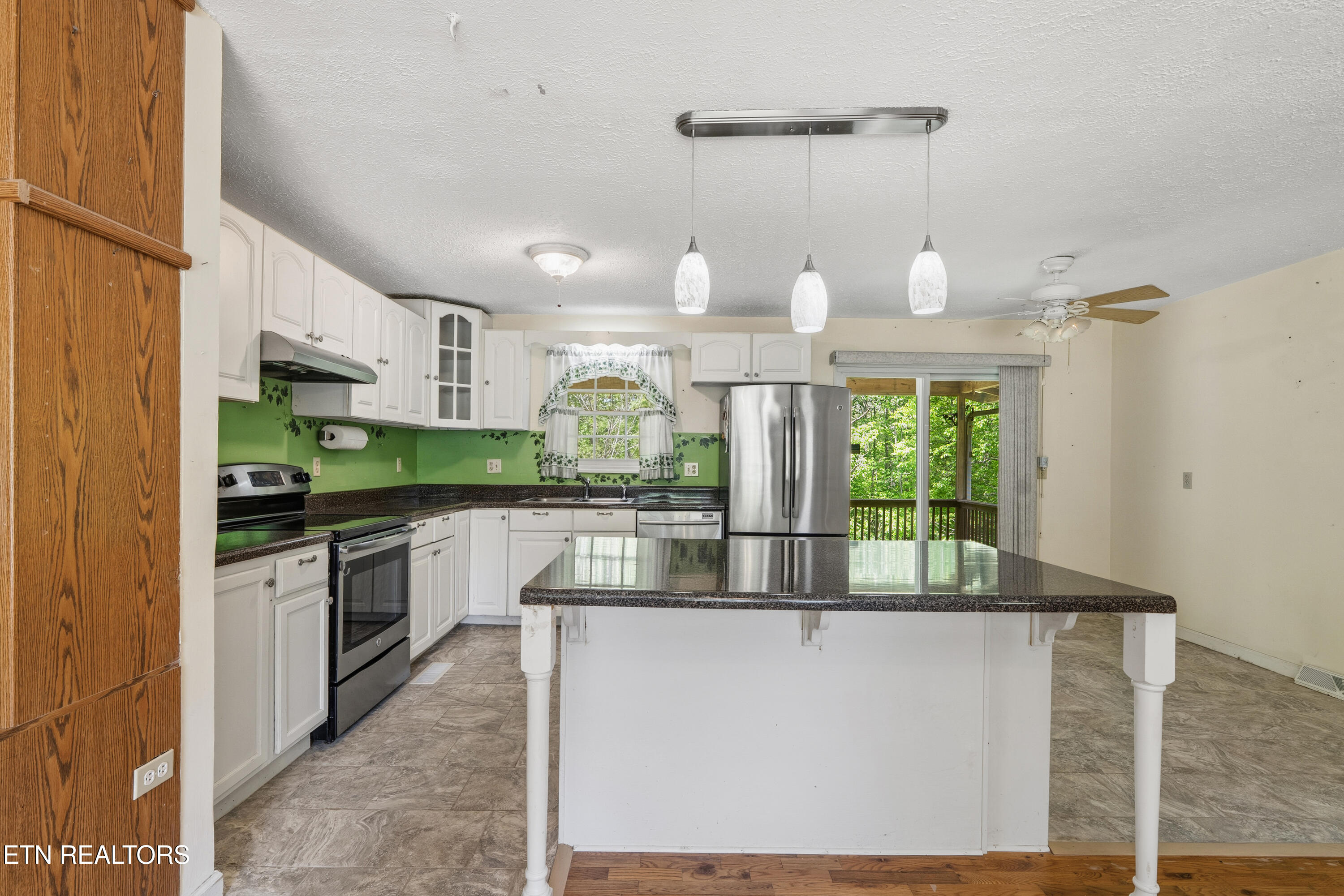 2135 Belt Road Knoxville, TN 37920 - Photo 14 of 41 DSC09274