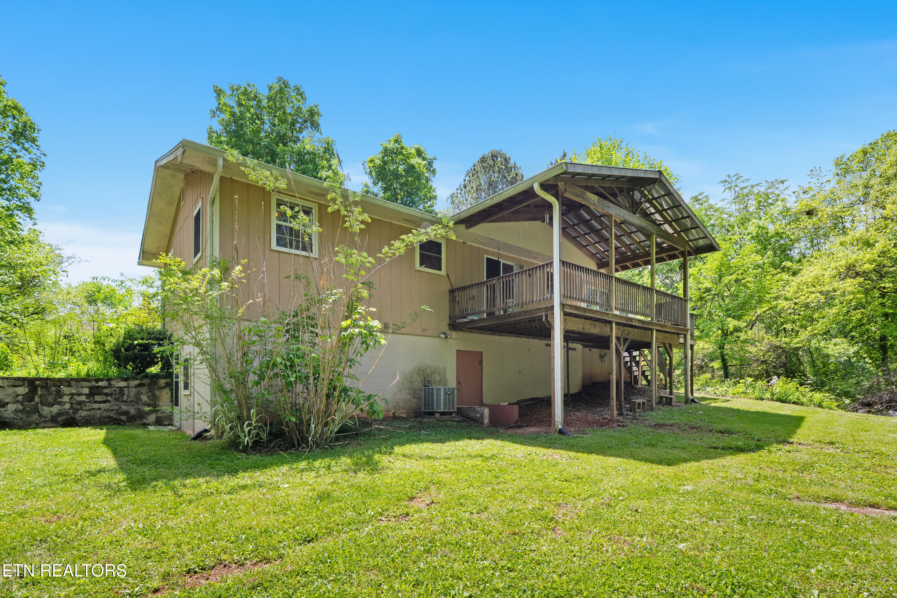 2135 Belt Road Knoxville, TN 37920 - Photo 20 of 41 DSC09167