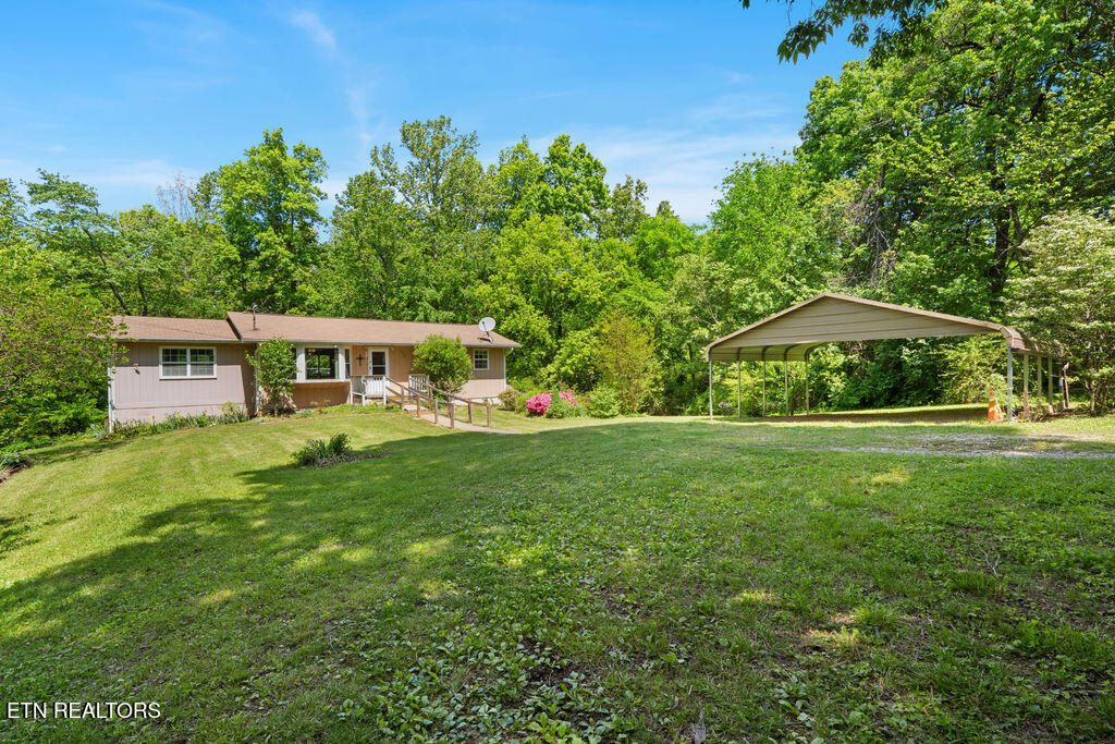 2135 Belt Road Knoxville, TN 37920 - Photo 3 of 41 DSC09114