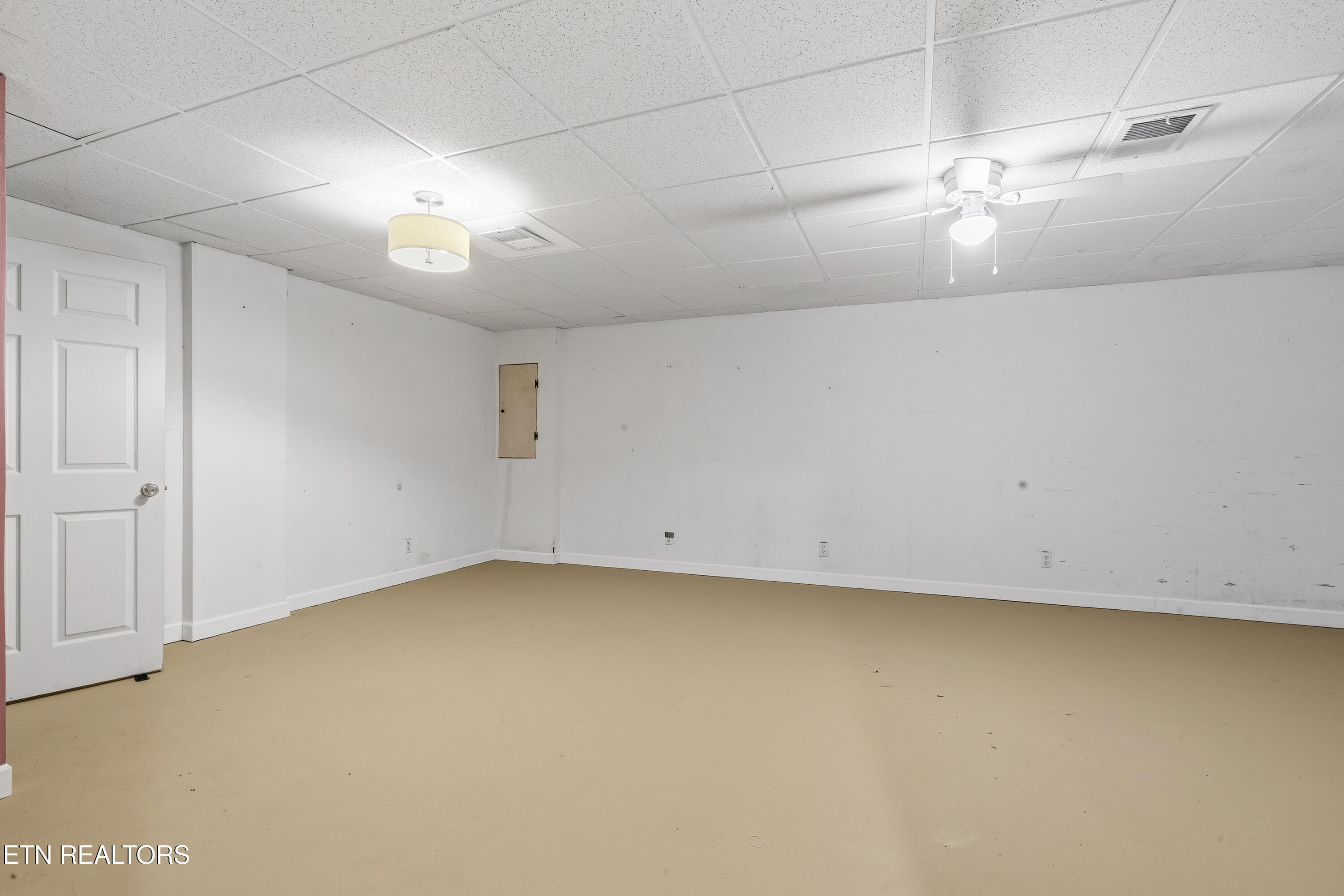 2135 Belt Road Knoxville, TN 37920 - Photo 31 of 41 DSC09162