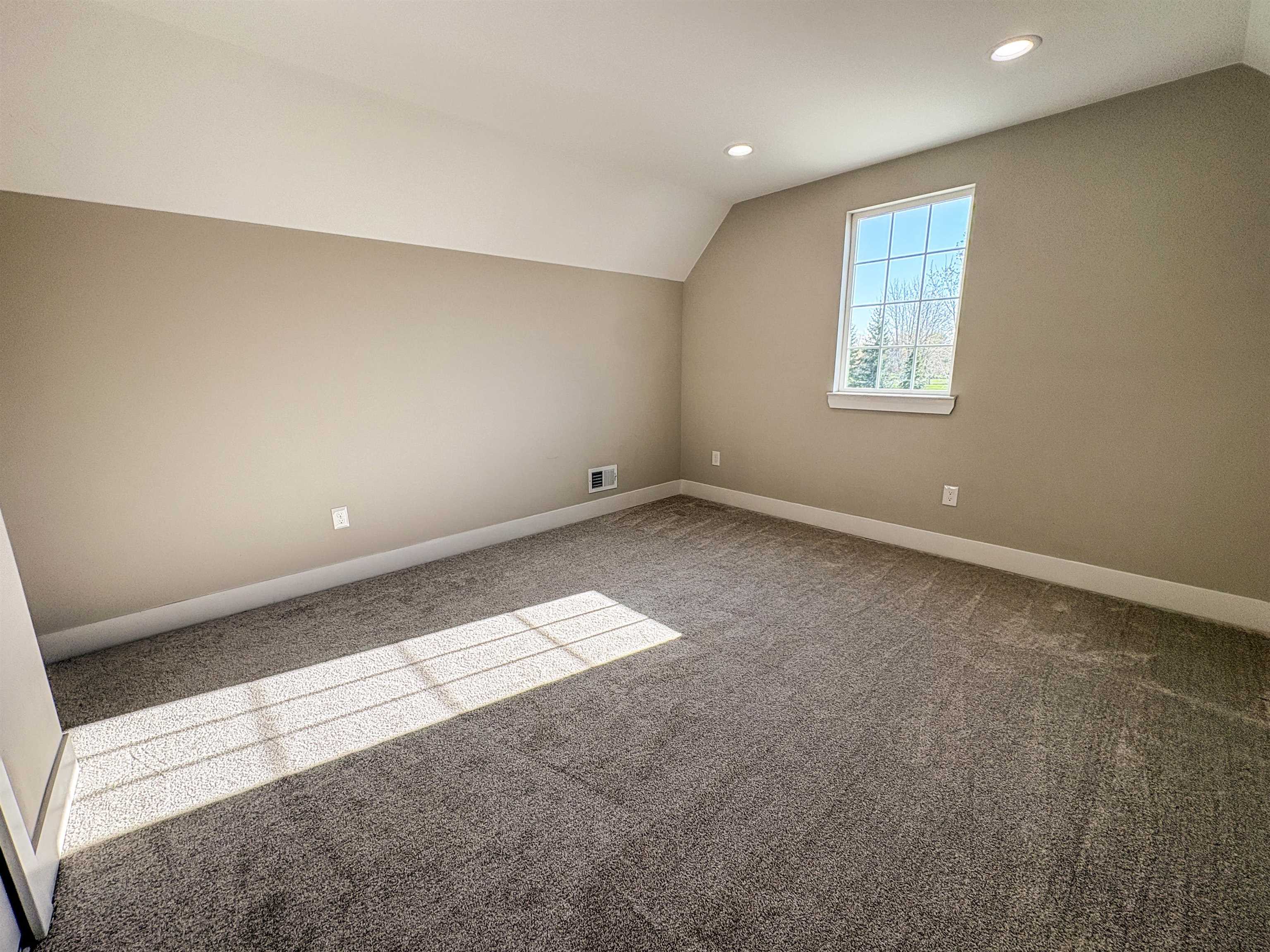 2465 McClellan Boulevard Davison, MI 48423 - Photo 26 of 34