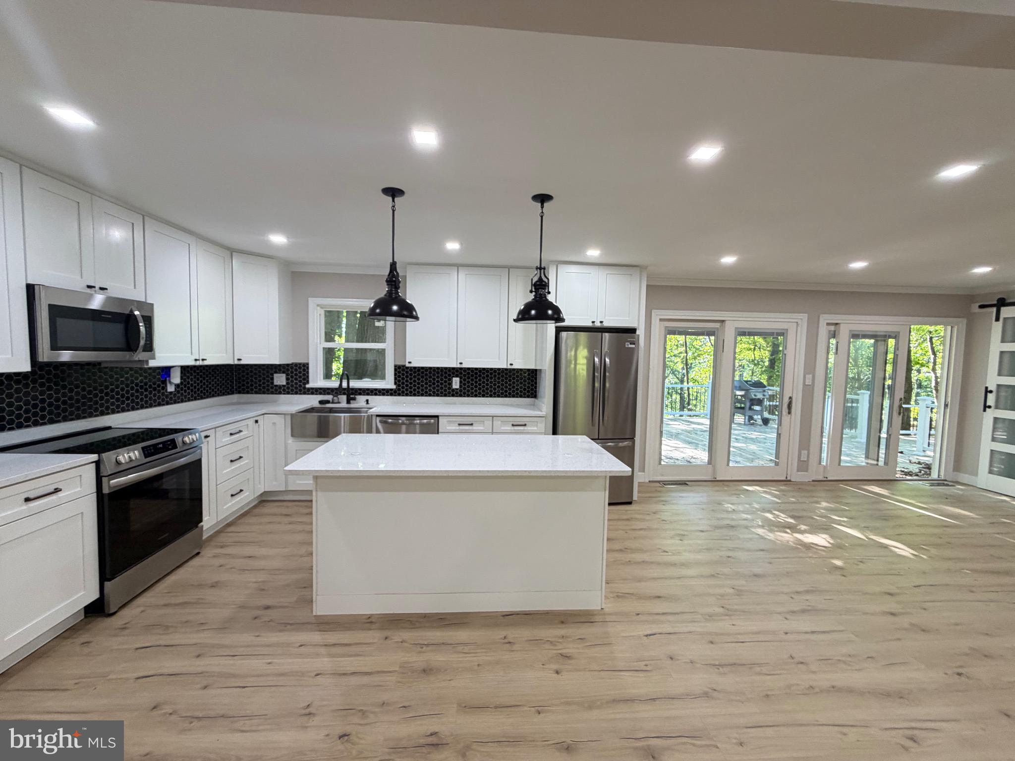 1901 Ridge Road Haymarket, VA 20169 - Photo 5 of 26