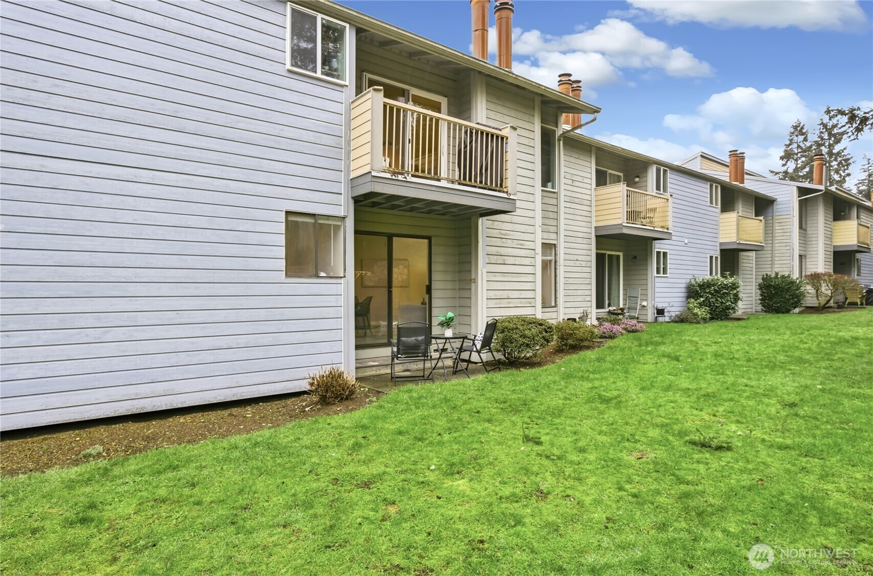 14401 Southeast Petrovitsky Road, Unit B102 Renton, WA 98058 - Photo 22 of 28