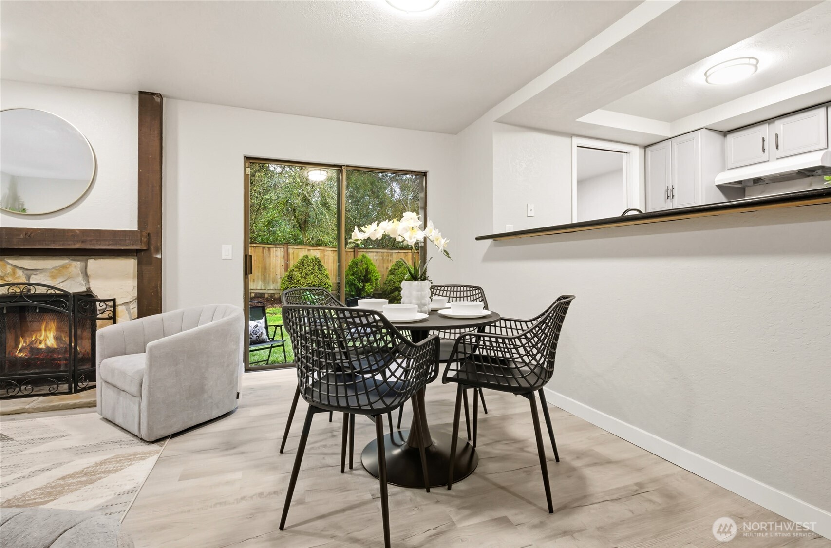 14401 Southeast Petrovitsky Road, Unit B102 Renton, WA 98058 - Photo 10 of 28