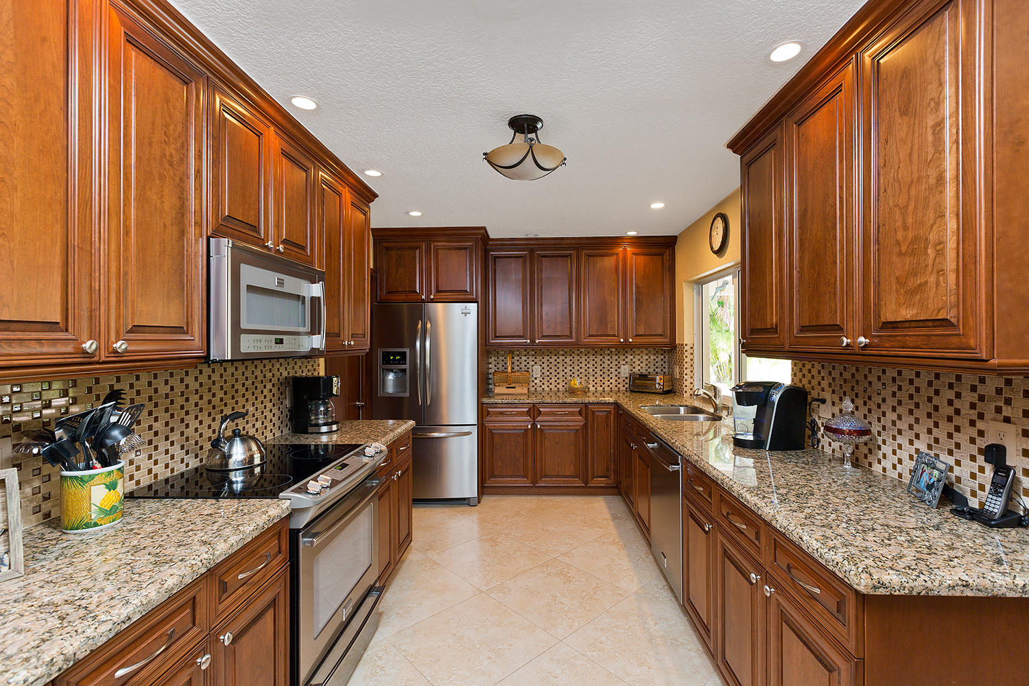 1169 Southwest 14th Street Boca Raton, FL 33486 - Photo 8 of 22 07_Kitchen1.jpg