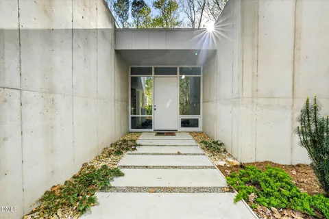$2,500,000 | 740 Cedar Brook Way, Chapel Hill, NC 27516