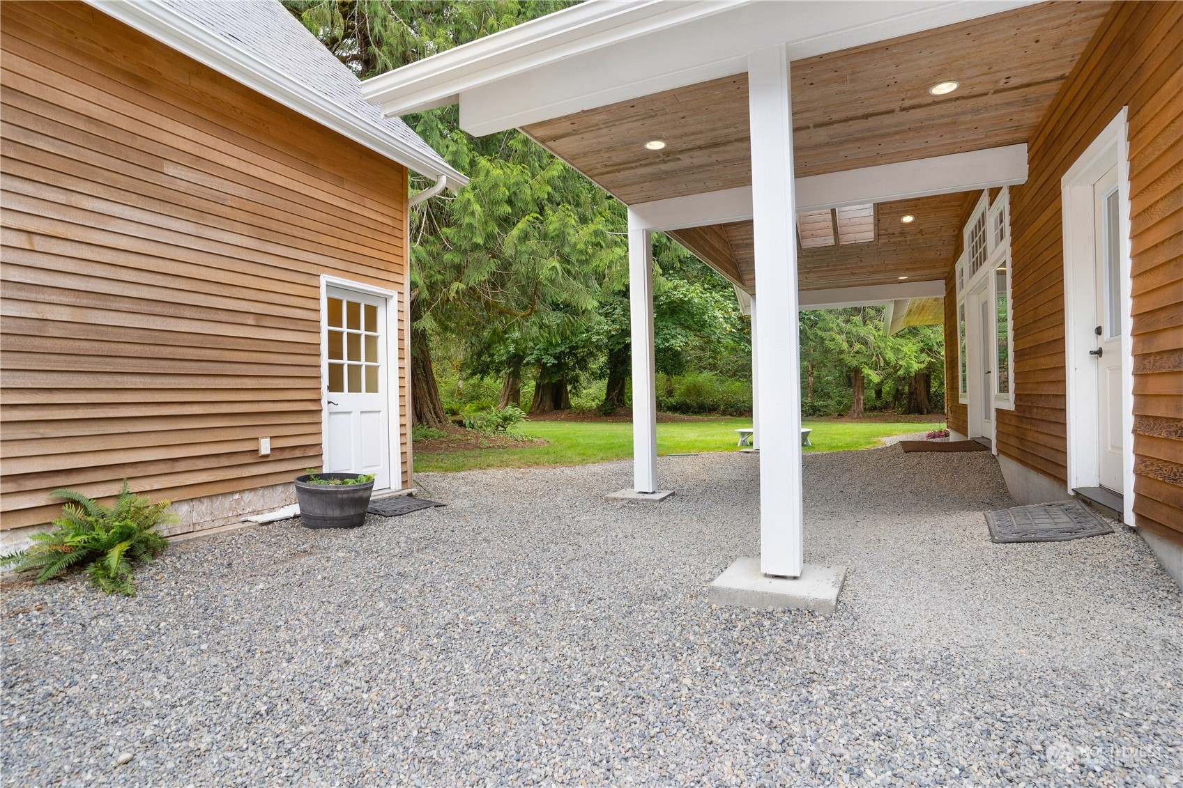 3409 Northwest Cooper Point Road Northwest Olympia, WA 98502 - Photo 33 of 40 Gallery Image 33