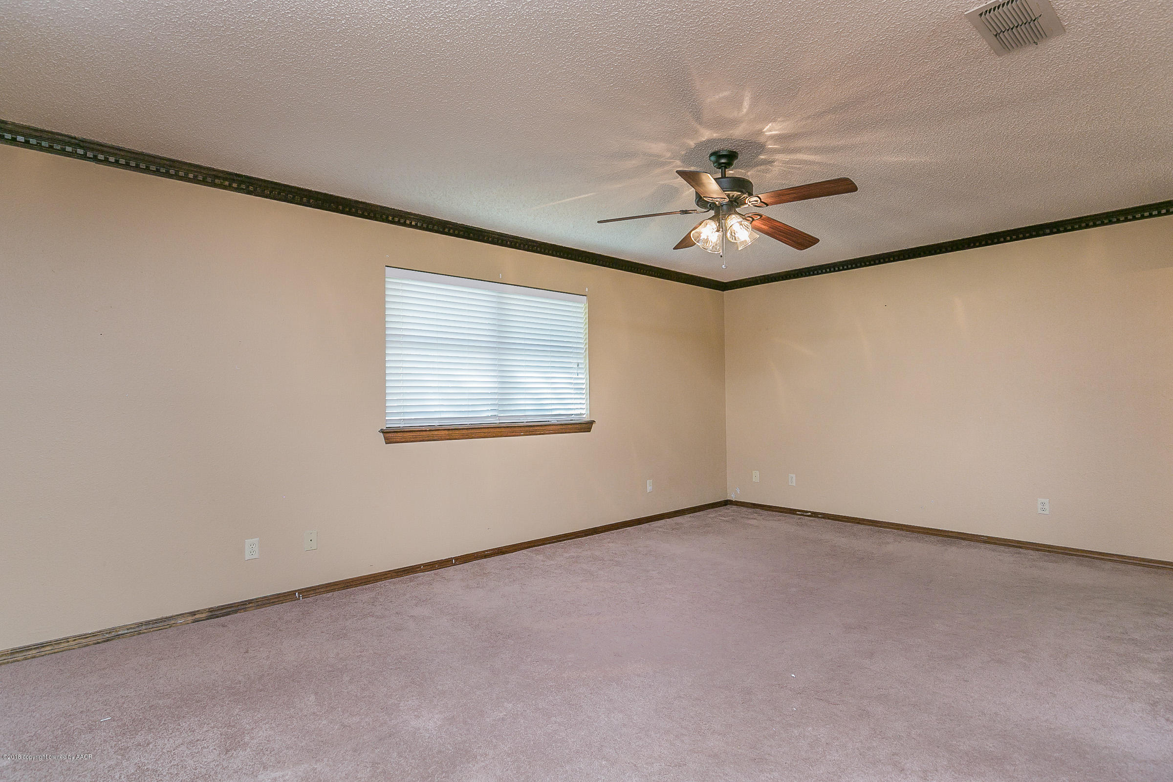 6808 Rochelle Lane Amarillo, TX 79109 - Photo 9 of 22 Master Bedroom