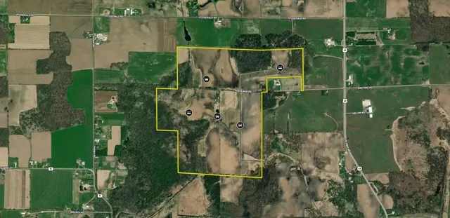 $1,050,000 | Poehlman Road, New London, WI 54961