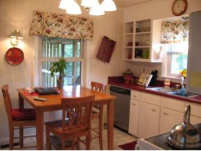 400 Sioux Road Bristol, VA 24201 - Photo 5 of 17 Sparkling Kitchen