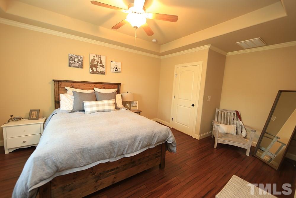 706 Perry Curtis Road Zebulon, NC 27597 - Photo 11 of 19 Gallery Image 11