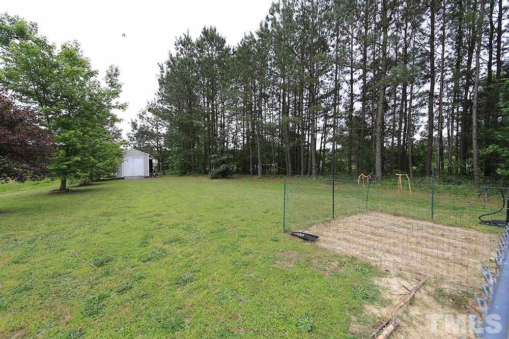 706 Perry Curtis Road Zebulon, NC 27597 - Photo 18 of 19 Wired work shop