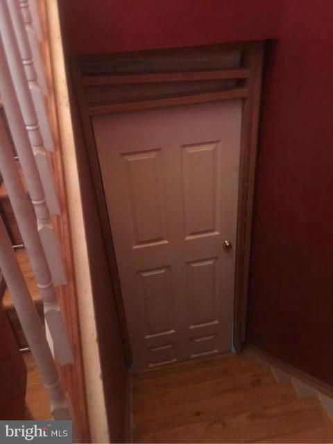 13101 North Point Lane Laurel, MD 20708 - Photo 15 of 23 Stairs