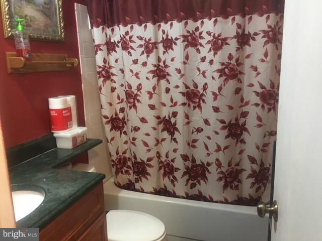 13101 North Point Lane Laurel, MD 20708 - Photo 20 of 23 Bath