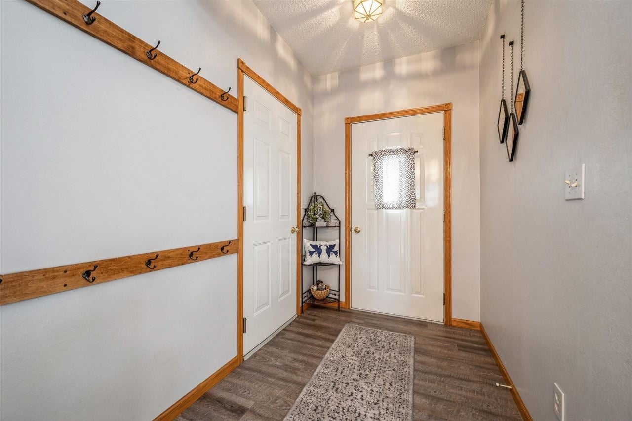 113 Rosedale Drive Center Point, IA 52213 - Photo 3 of 29 Gallery Image 3