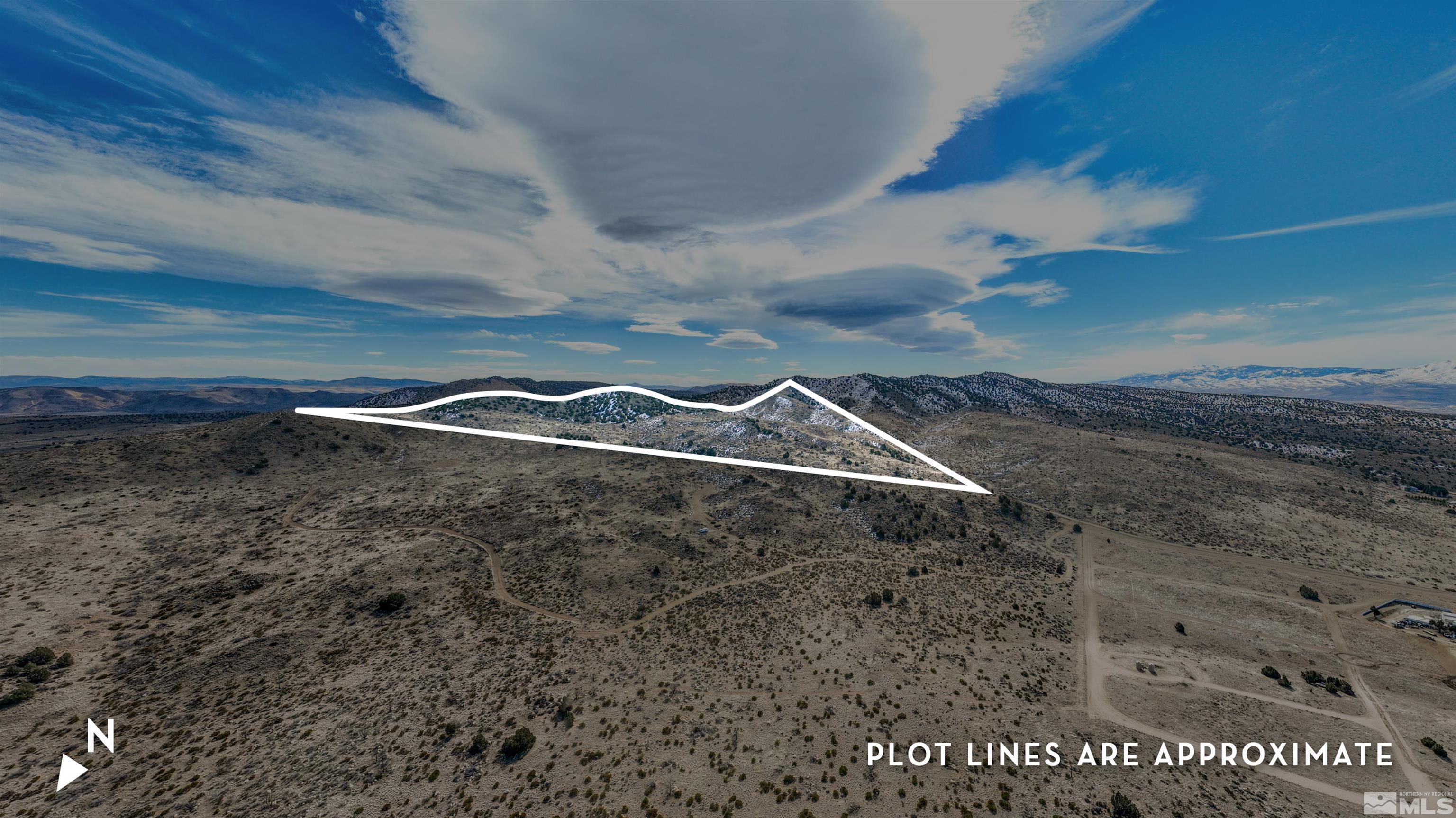 125 Oregon Hills Lane Reno, NV 89506 - Photo 9 of 32 a view of a garage with a bench