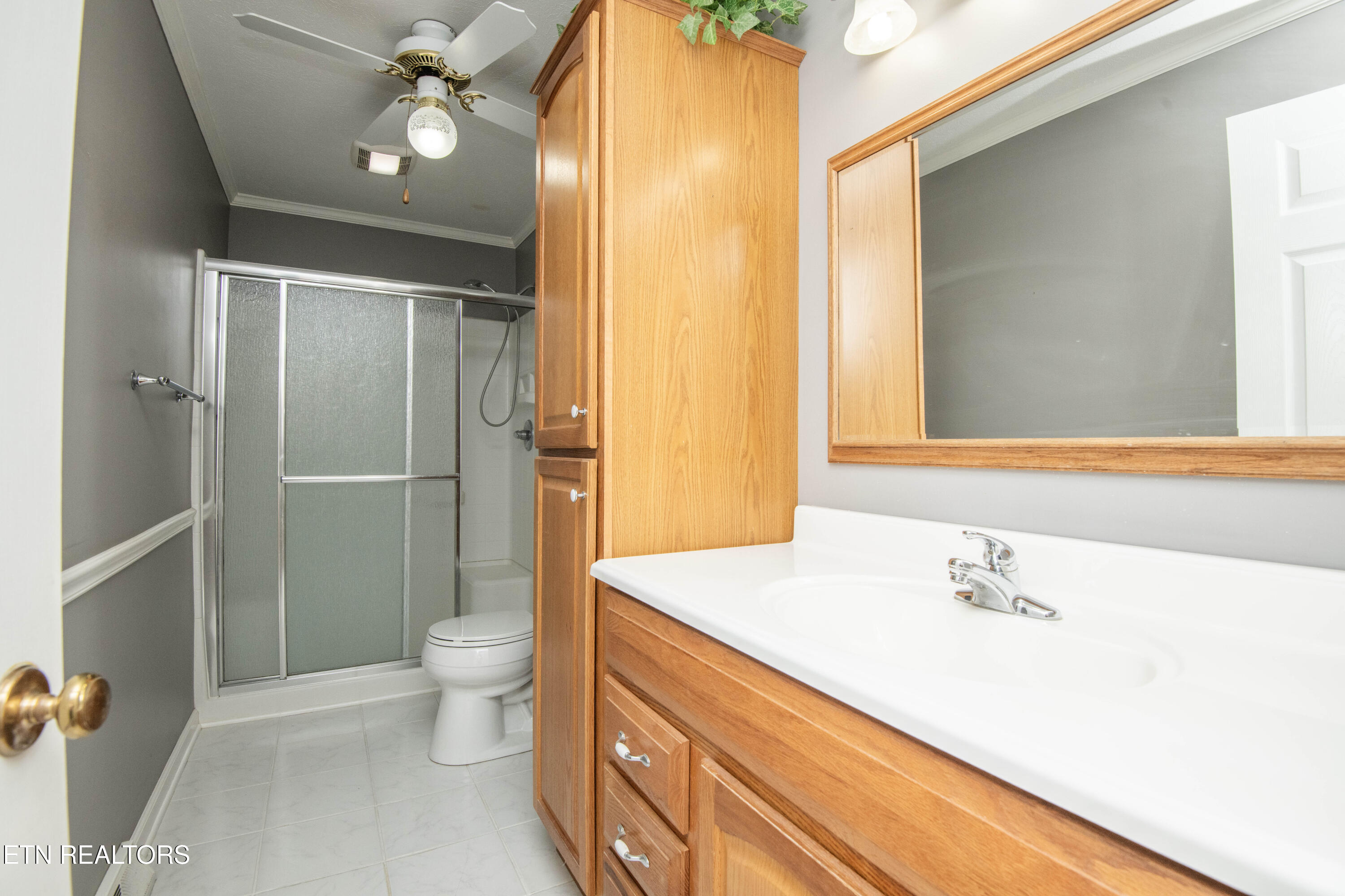 603 Riverbend Road Clinton, TN 37716 - Photo 35 of 60 second bath