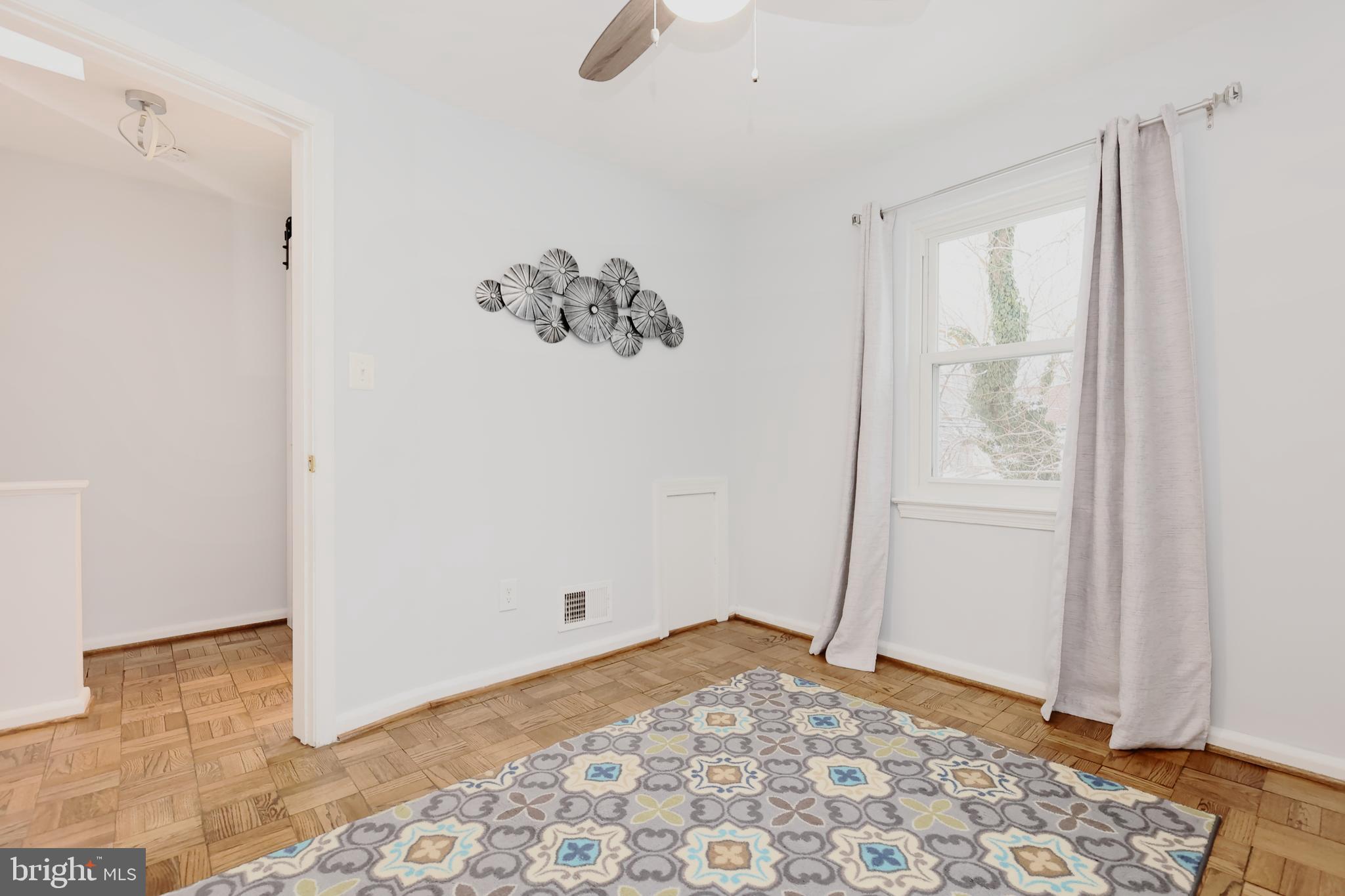 3005 16th Road South Arlington, VA 22204 - Photo 23 of 32