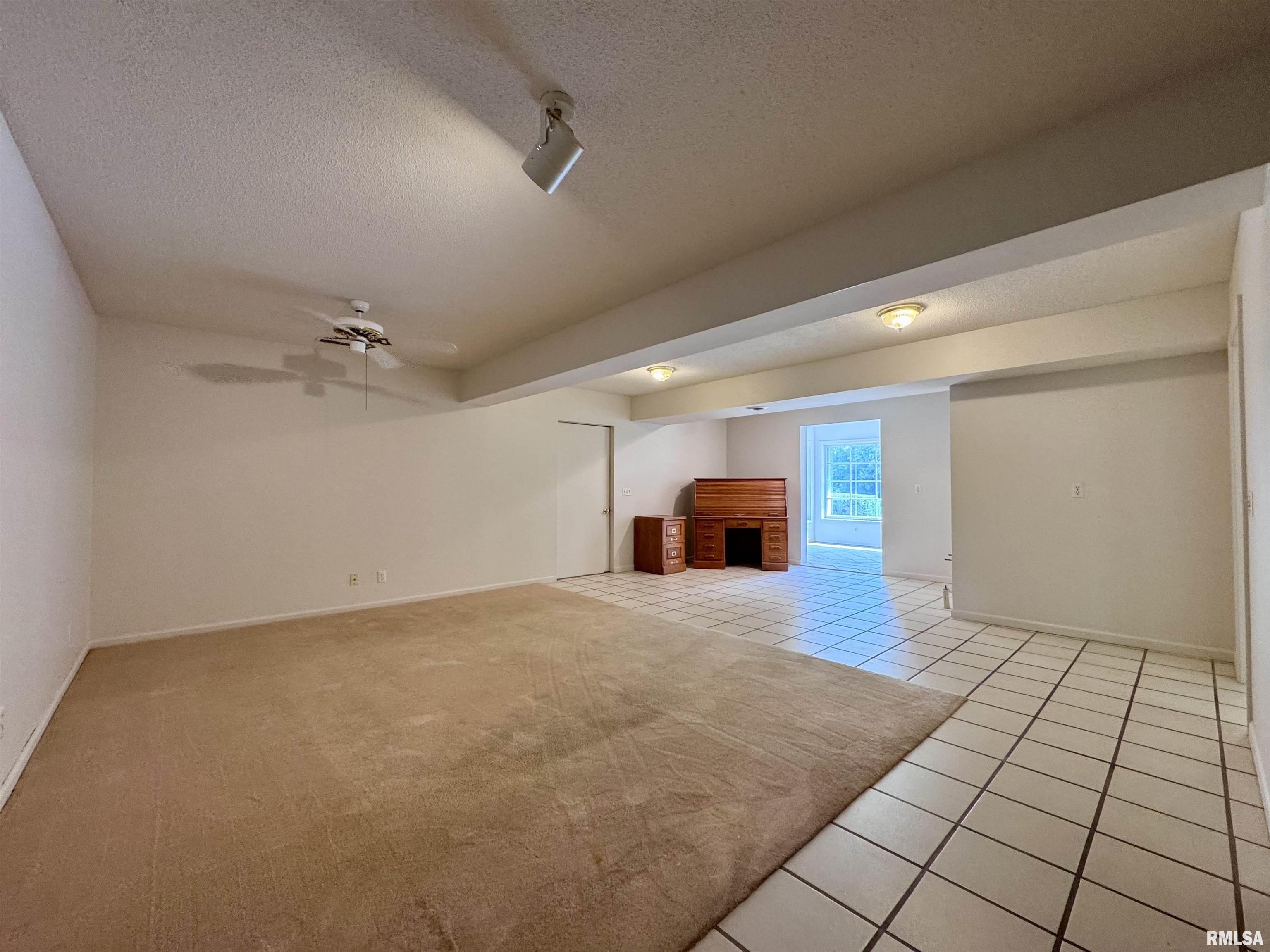 12740 North 1050th Road Macomb, IL 61455 - Photo 7 of 43 Gallery Image 7