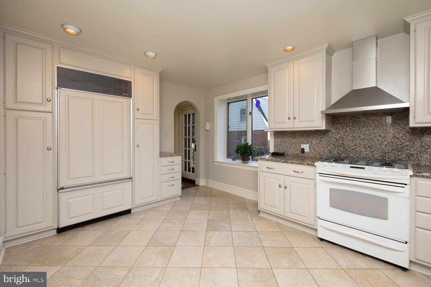 317 Fisher Road Jenkintown, PA 19046 - Photo 23 of 60 Kitchen