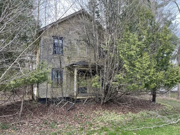 $139,900 | 776 Fairfax Road, Fletcher, VT 05444