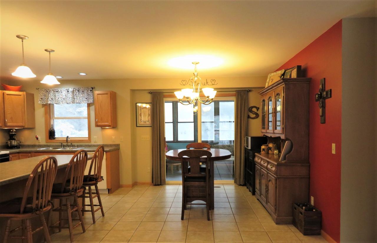 6914 Autumn Lane Rhinelander, WI 54501 - Photo 5 of 26 Gallery Image 5