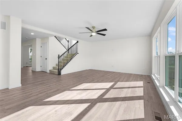$416,618 | 225 Heroes Way, Florissant, MO 63031