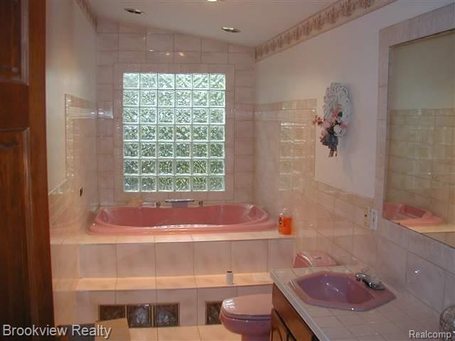 11421 25 Mile Road Utica, MI 48315 - Photo 14 of 21 1.JPG
