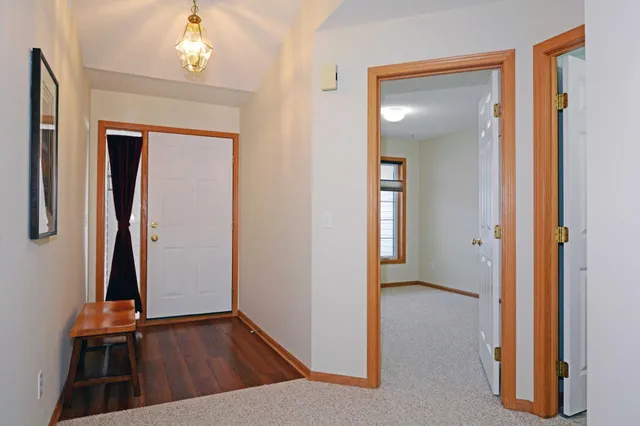 $279,900 | 6463 Brook Lane, Savage, MN 55378