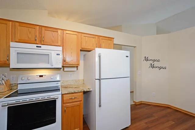 $279,900 | 6463 Brook Lane, Savage, MN 55378