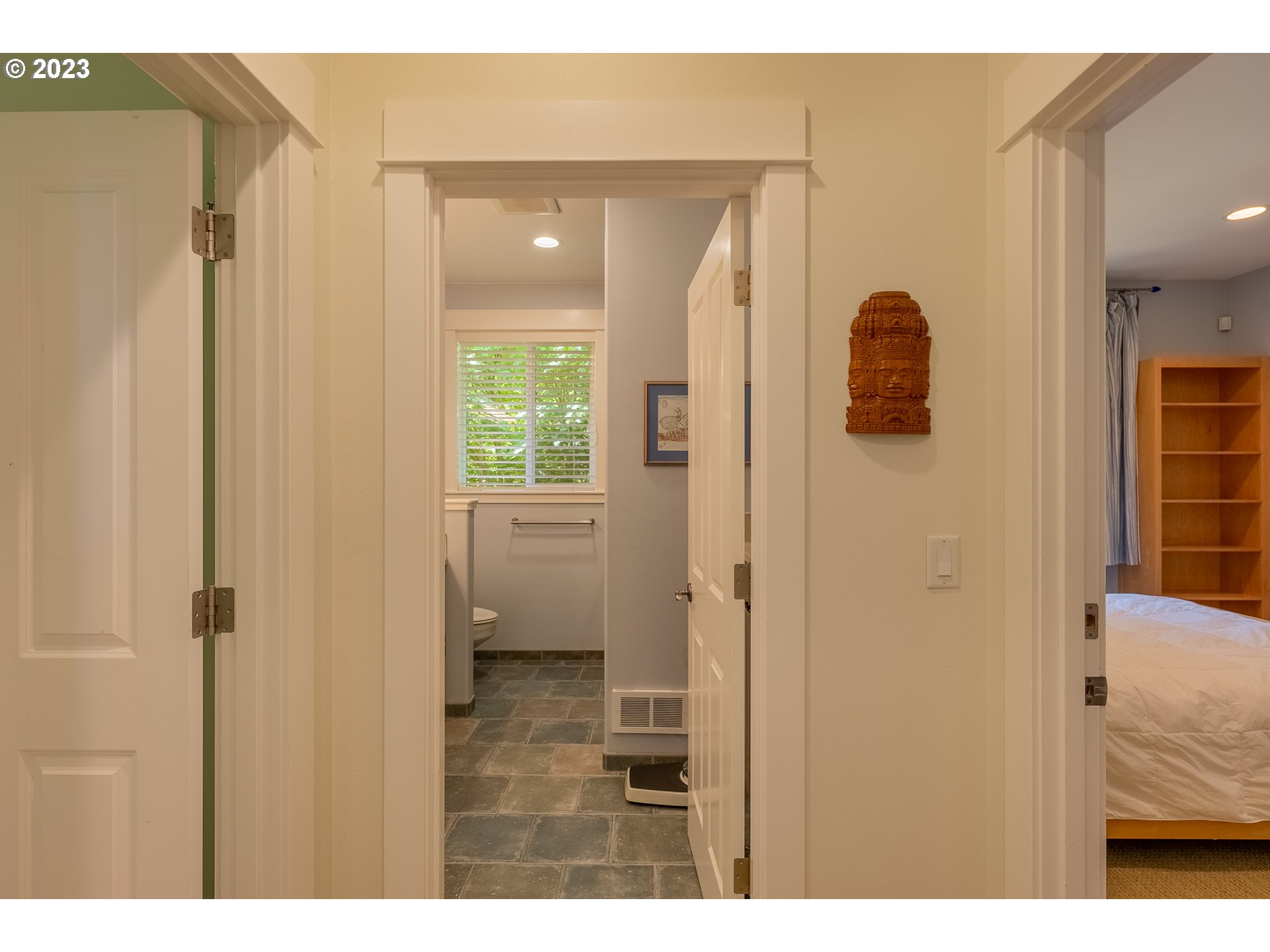 83917 Cloud 9 Road Florence, OR 97439 - Photo 32 of 48 a bathroom with a shower