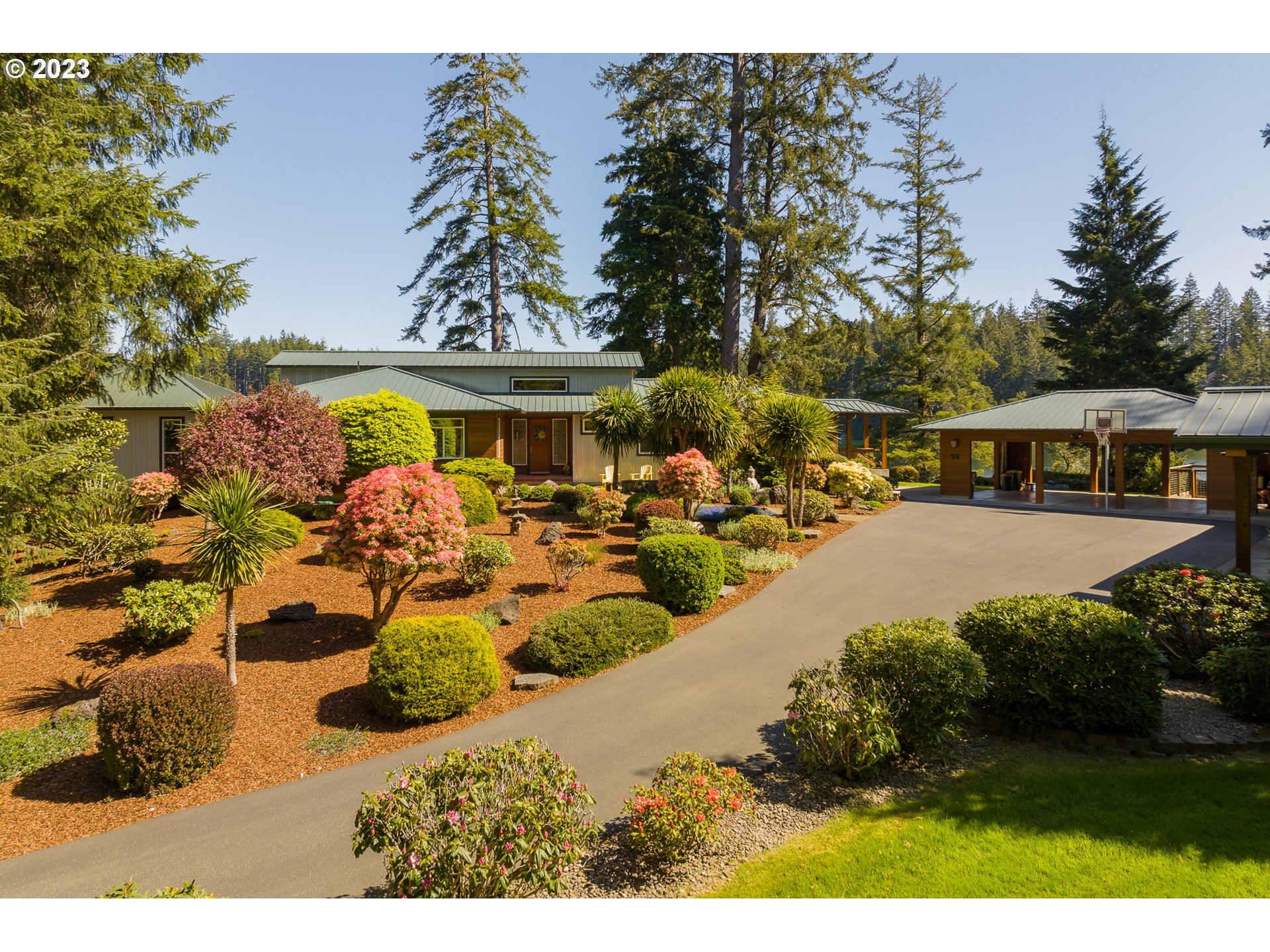 83917 Cloud 9 Road Florence, OR 97439 - Photo 5 of 48