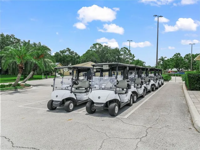 $156,000 | 1102 Eagle Pond Drive, Unit 1102, Winter Haven, FL 33884