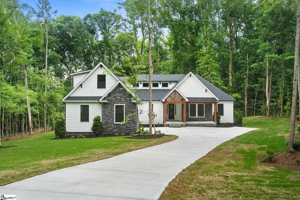 $660,000 | 112 Commonwealth Drive, Ninety Six, SC 29666