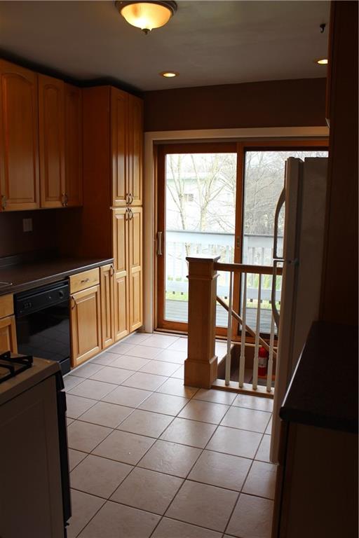 4766 Mooney Road Homestead, PA 15120 - Photo 5 of 22 Gallery Image 5