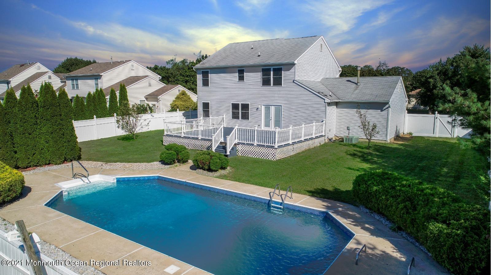 93 Mapletree Road Toms River, NJ 08753 - Photo 1 of 17 7E3950C0-7385-4989-89DD-C85297C72180
