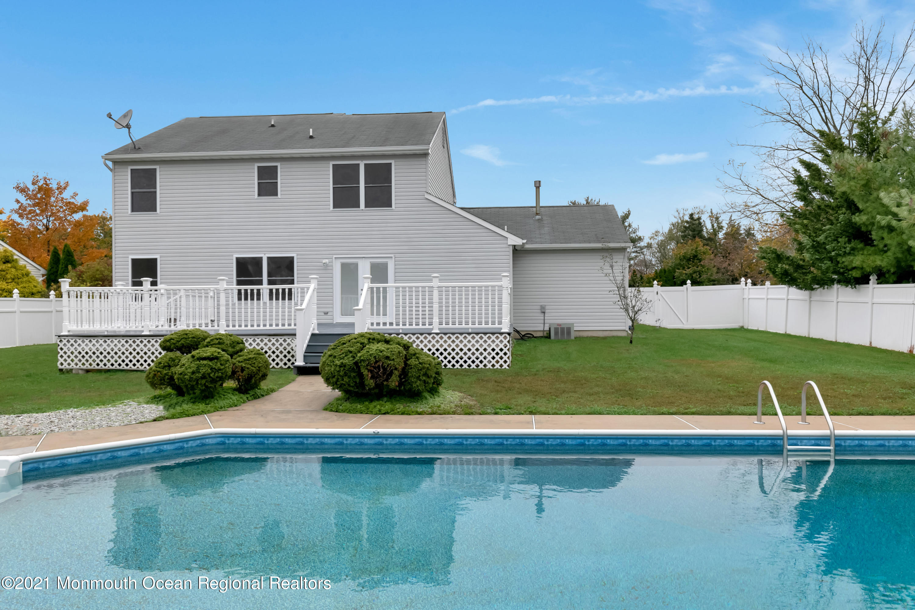 93 Mapletree Road Toms River, NJ 08753 - Photo 3 of 17 93 Mapletree Rd Toms River NJ-print-023-