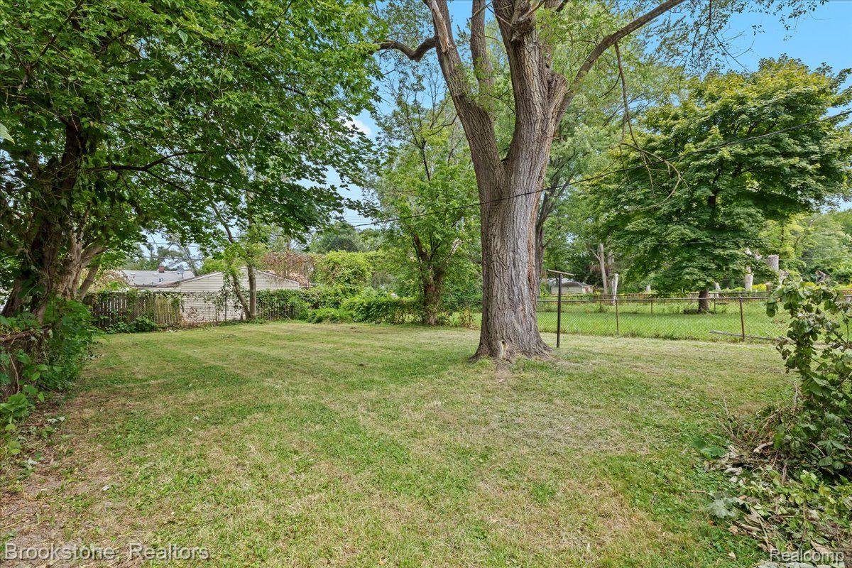 26444 Lehigh Street Inkster, MI 48141 - Photo 3 of 13 Gallery Image 3