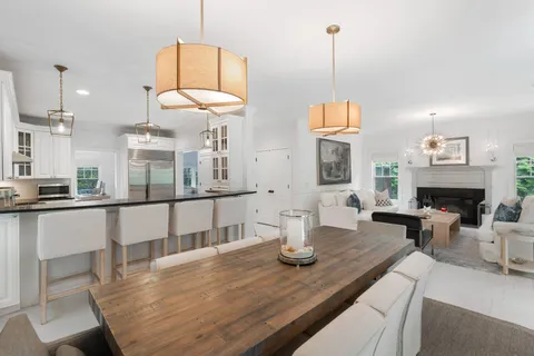 $2,695,000 | 47 Cooper Lane, Southampton, NY 11968