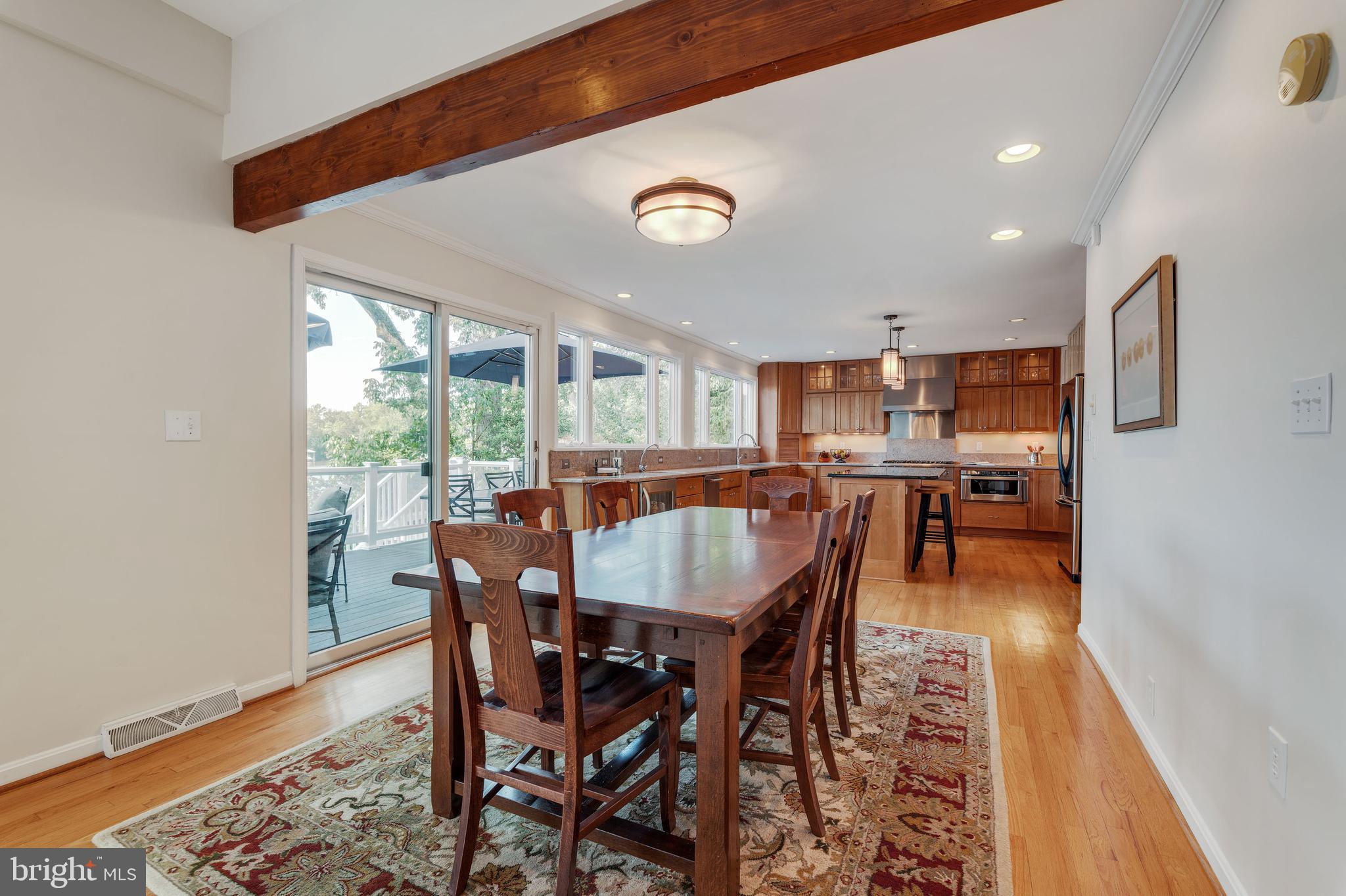 287 Long Point Road Crownsville, MD 21032 - Photo 11 of 51 Kitchen dining area