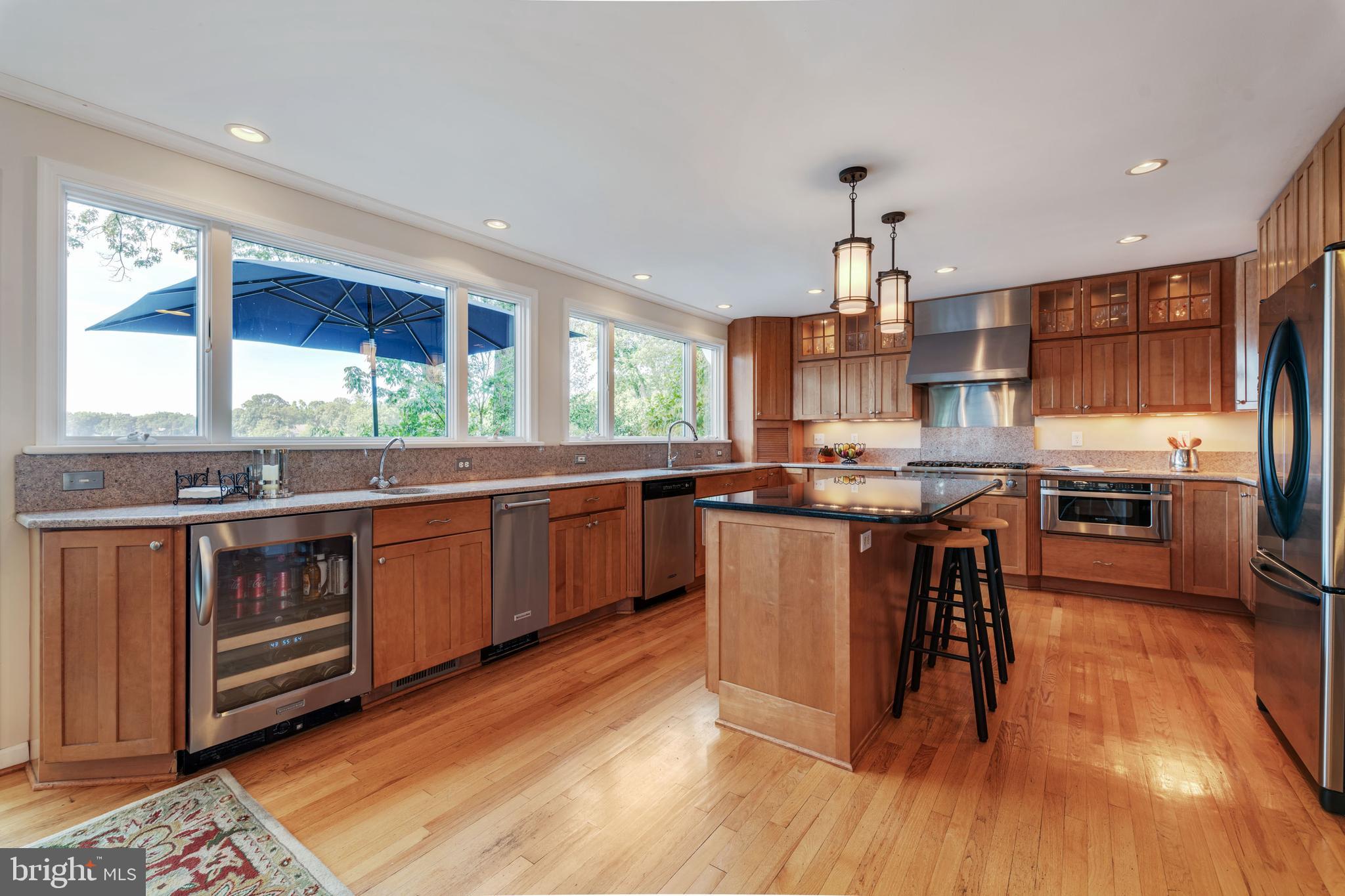 287 Long Point Road Crownsville, MD 21032 - Photo 12 of 51 Beverage refrigerator, ice maker & scenic view
